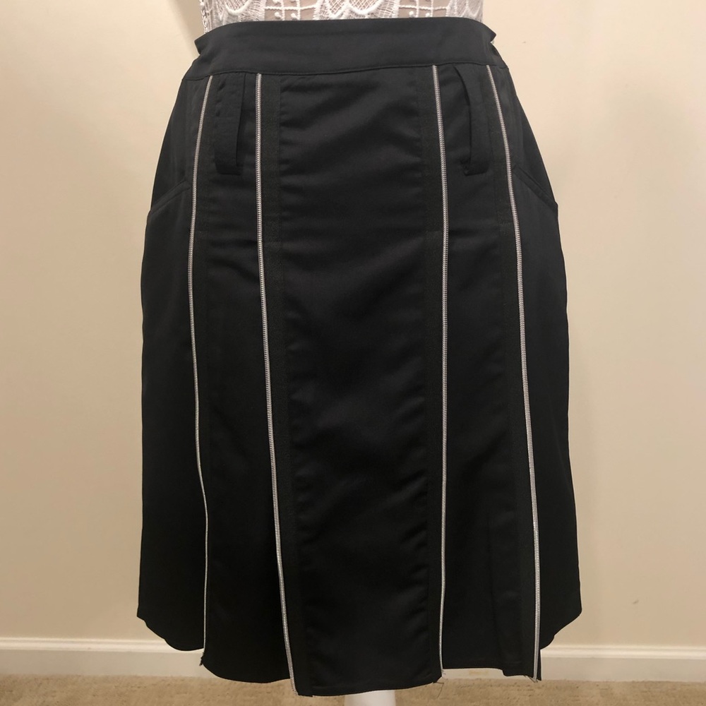 Black pleated skirt